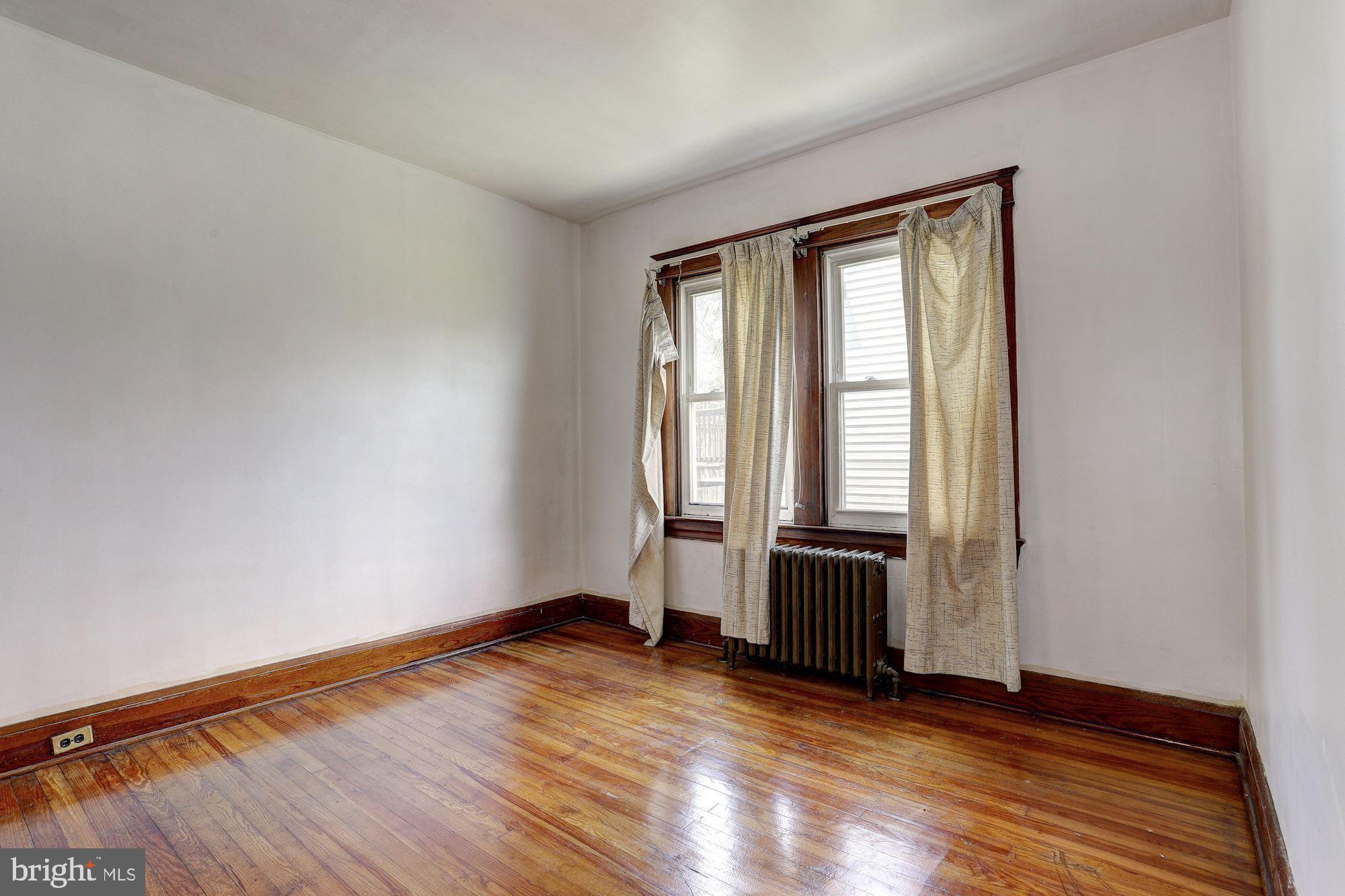 2305 Sparrows Point Road Baltimore, MD 21219 - Photo 12 of 23 Bedroom