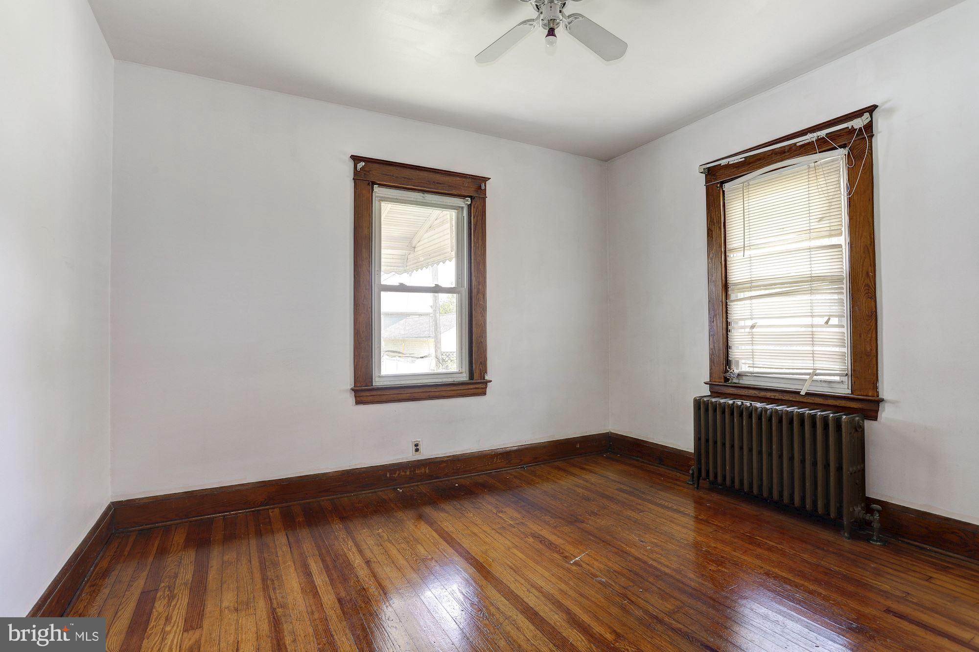 2305 Sparrows Point Road Baltimore, MD 21219 - Photo 10 of 23 Bedroom