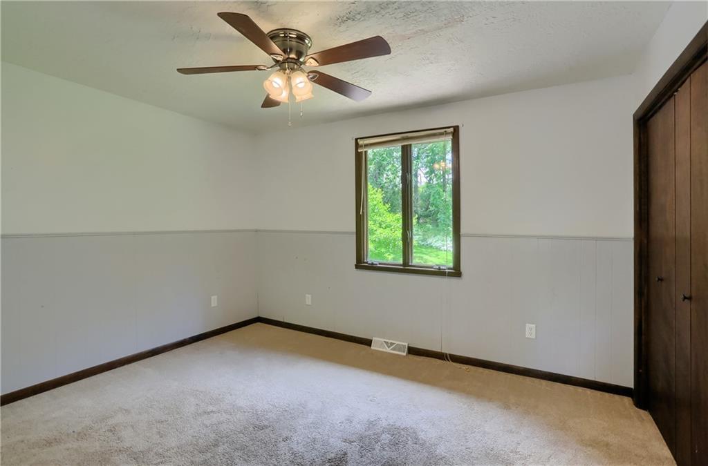 106 Colonial Way Aliquippa, PA 15001 - Photo 22 of 50