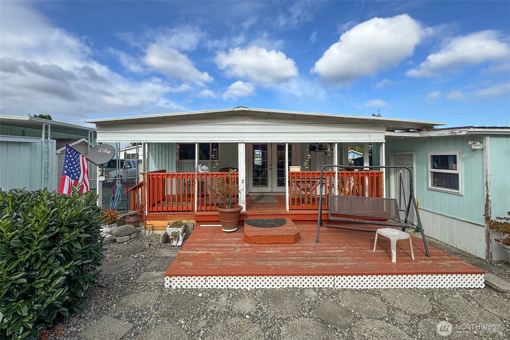 921 South 3rd Avenue, Unit 7 Sequim, WA 98382 - Photo 21 of 32 front view of house with a yard