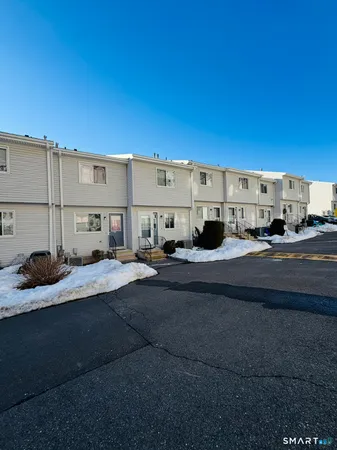 $252,000 | 273 Derby Avenue, Unit 507, Derby, CT 06418