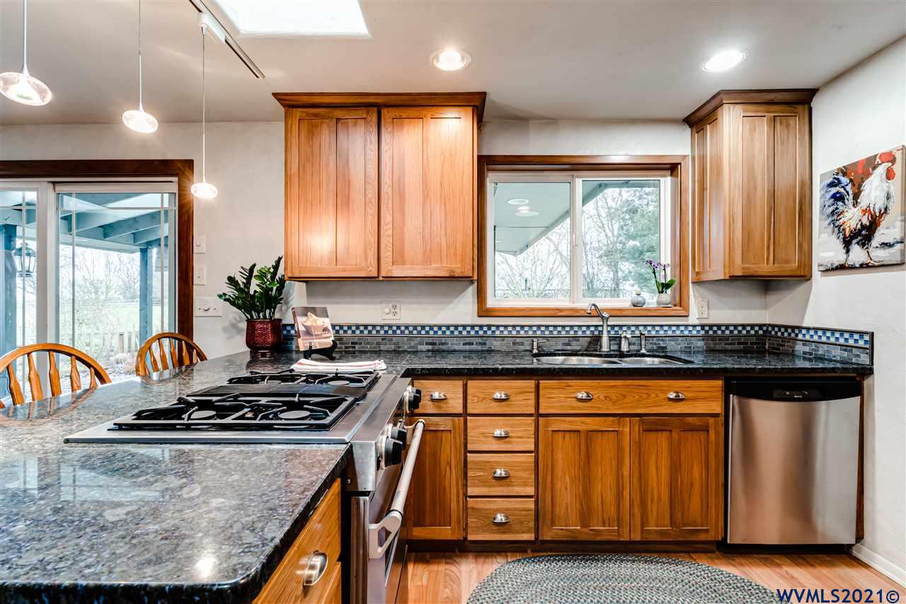 36100 Riverside Drive Albany, OR 97321 - Photo 8 of 30 Gallery Image 8