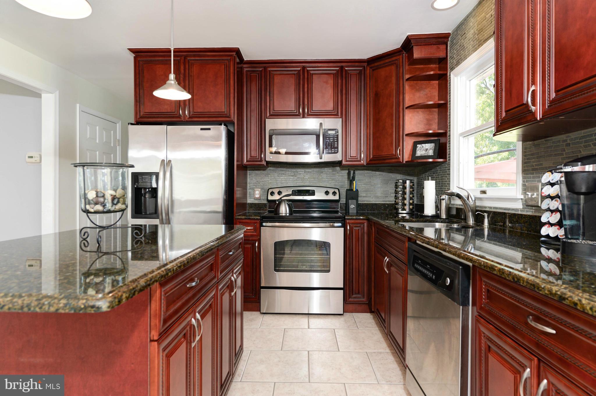 27 Ralph Drive Elkton, MD 21921 - Photo 6 of 30 Kitchen