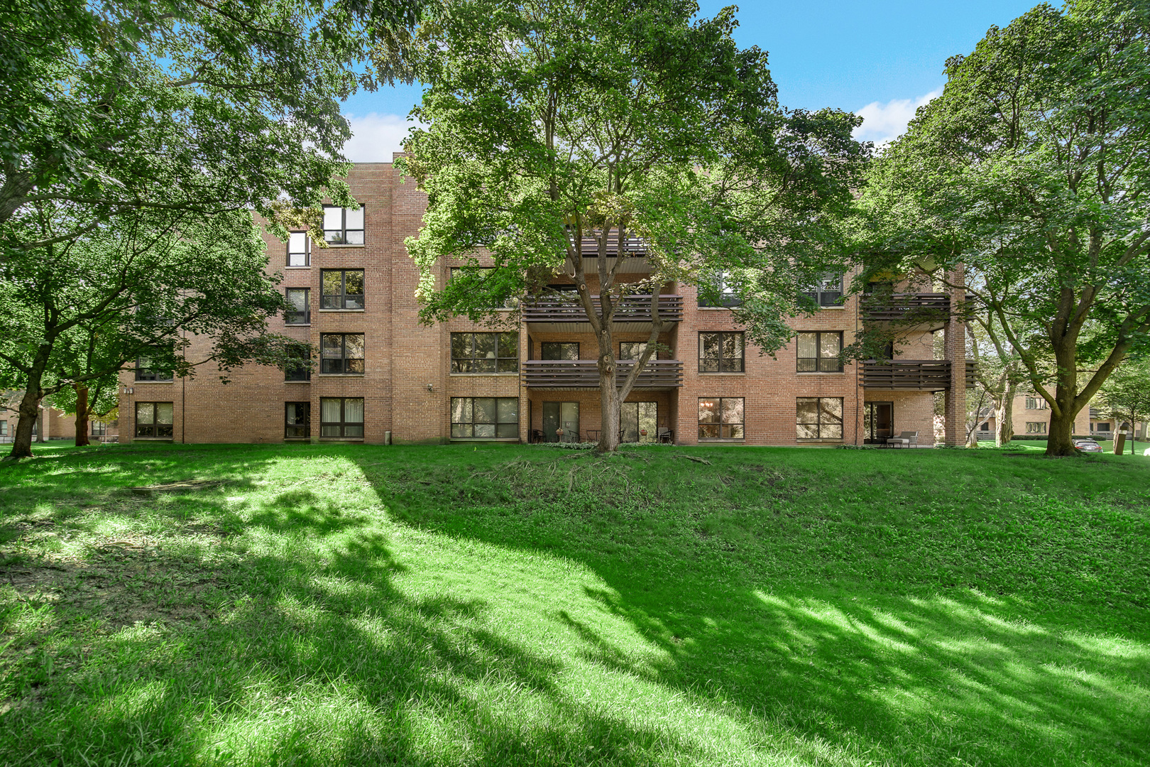 1066 Shermer Road, Unit 11 Northbrook, IL 60062 - Photo 24 of 24 Gallery Image 24