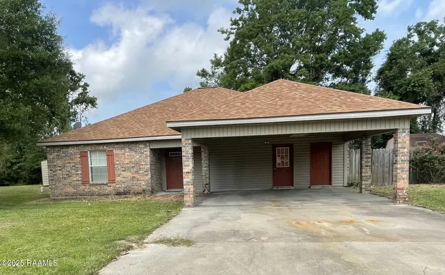 $182,000 | 290 Summer Ridge Loop, Sunset, LA 70584