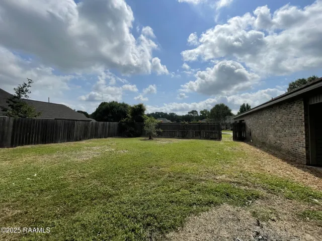 $182,000 | 290 Summer Ridge Loop, Sunset, LA 70584