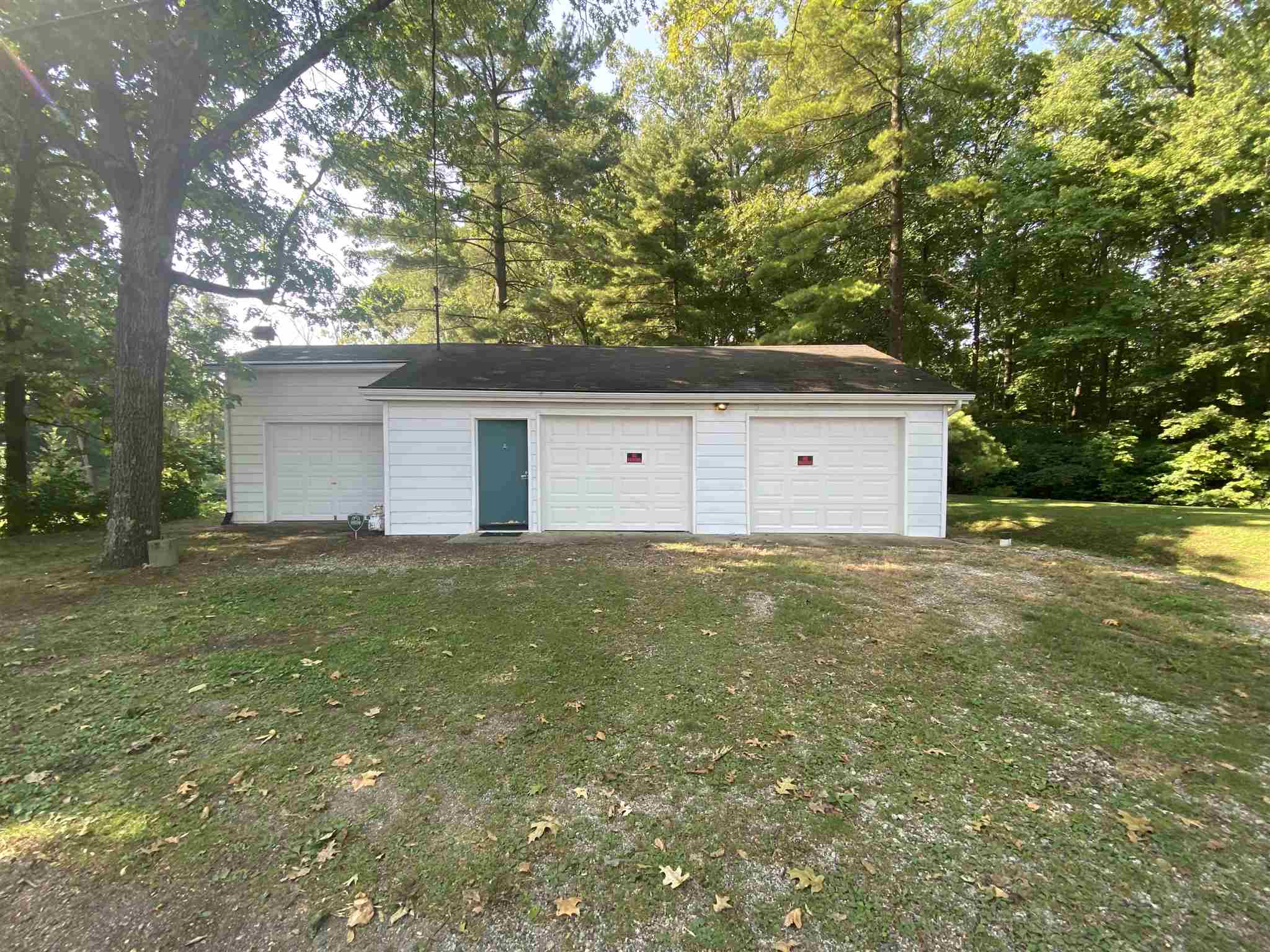 9082 East Koher Road South Syracuse, IN 46567 - Photo 4 of 25 Gallery Image 4