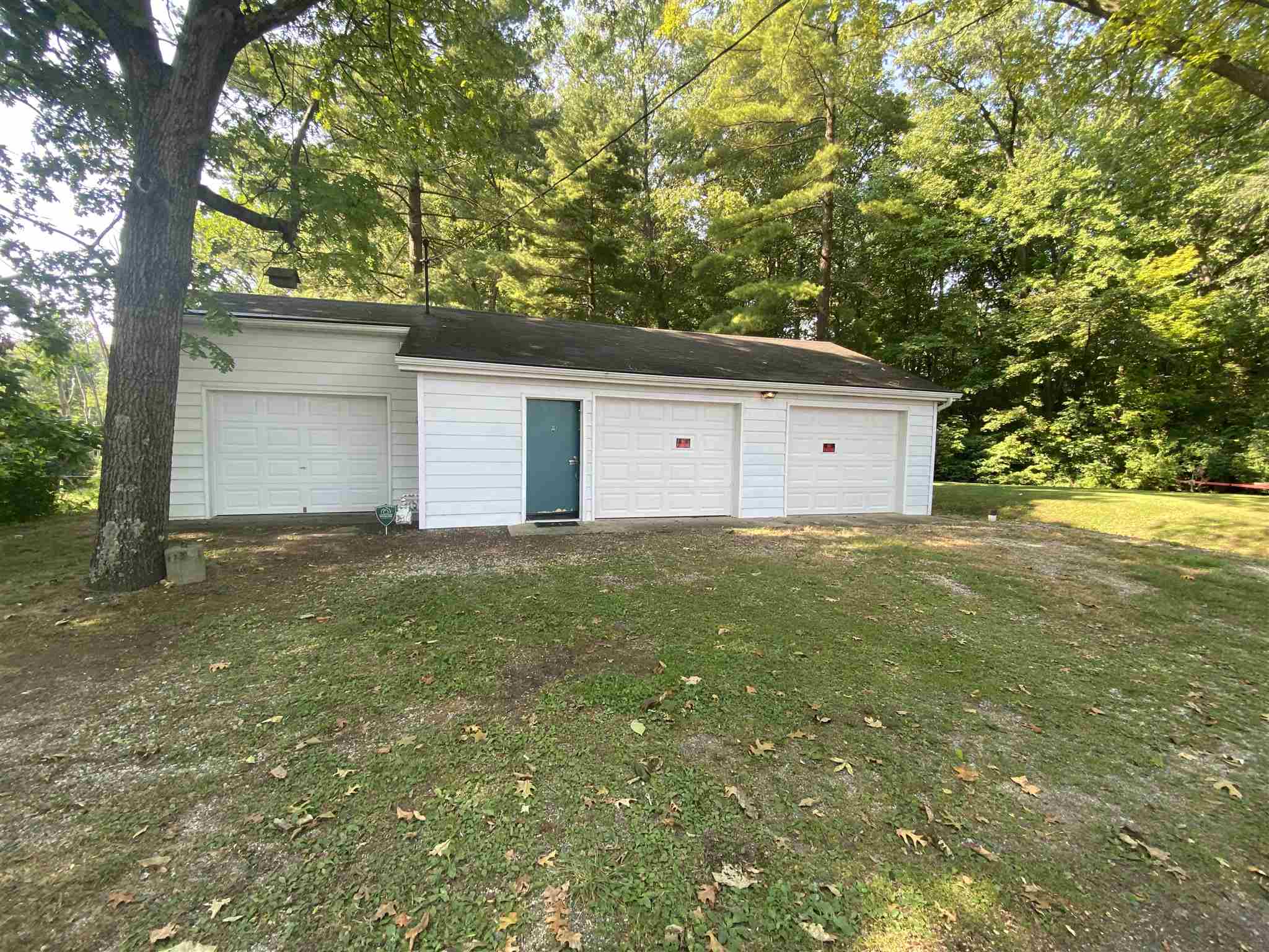 9082 East Koher Road South Syracuse, IN 46567 - Photo 5 of 25 Gallery Image 5