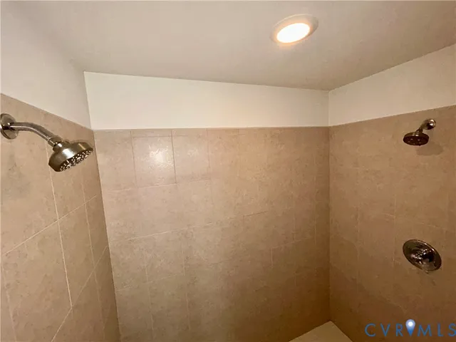 $3,400 | 4700 Jaydee Drive, Moseley, VA 23120