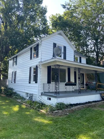 $1,775 | 440 North Cleveland Avenue, Bradley, IL 60915