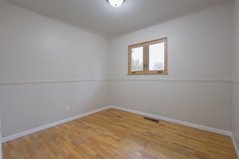 14010 Torrey Road Fenton, MI 48430 - Photo 14 of 25 Gallery Image 14