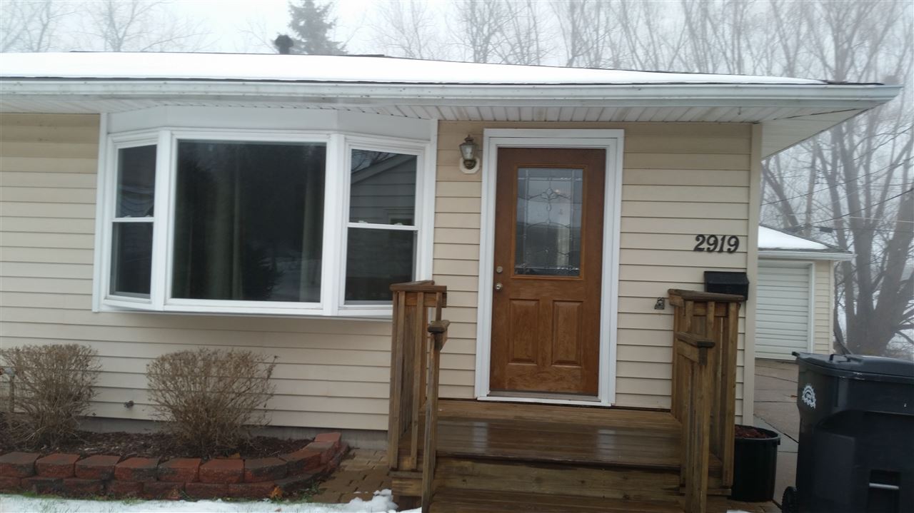 2919 Meadowbrook Drive Clinton, IA 52732 - Photo 8 of 8