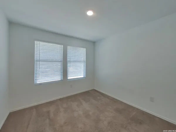 $1,339 | 5715 Vista, San Antonio, TX 78242