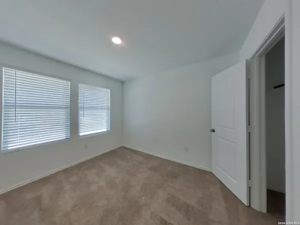 $1,339 | 5715 Vista, San Antonio, TX 78242