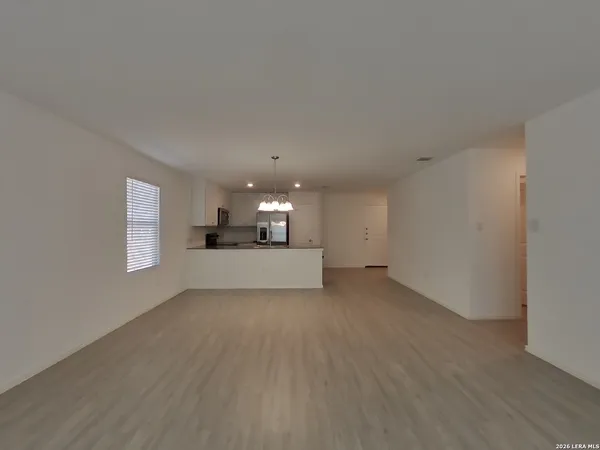 $1,339 | 5715 Vista, San Antonio, TX 78242