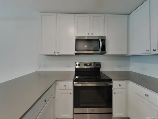 $1,339 | 5715 Vista, San Antonio, TX 78242