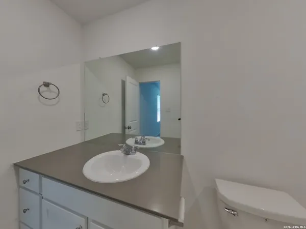 $1,339 | 5715 Vista, San Antonio, TX 78242