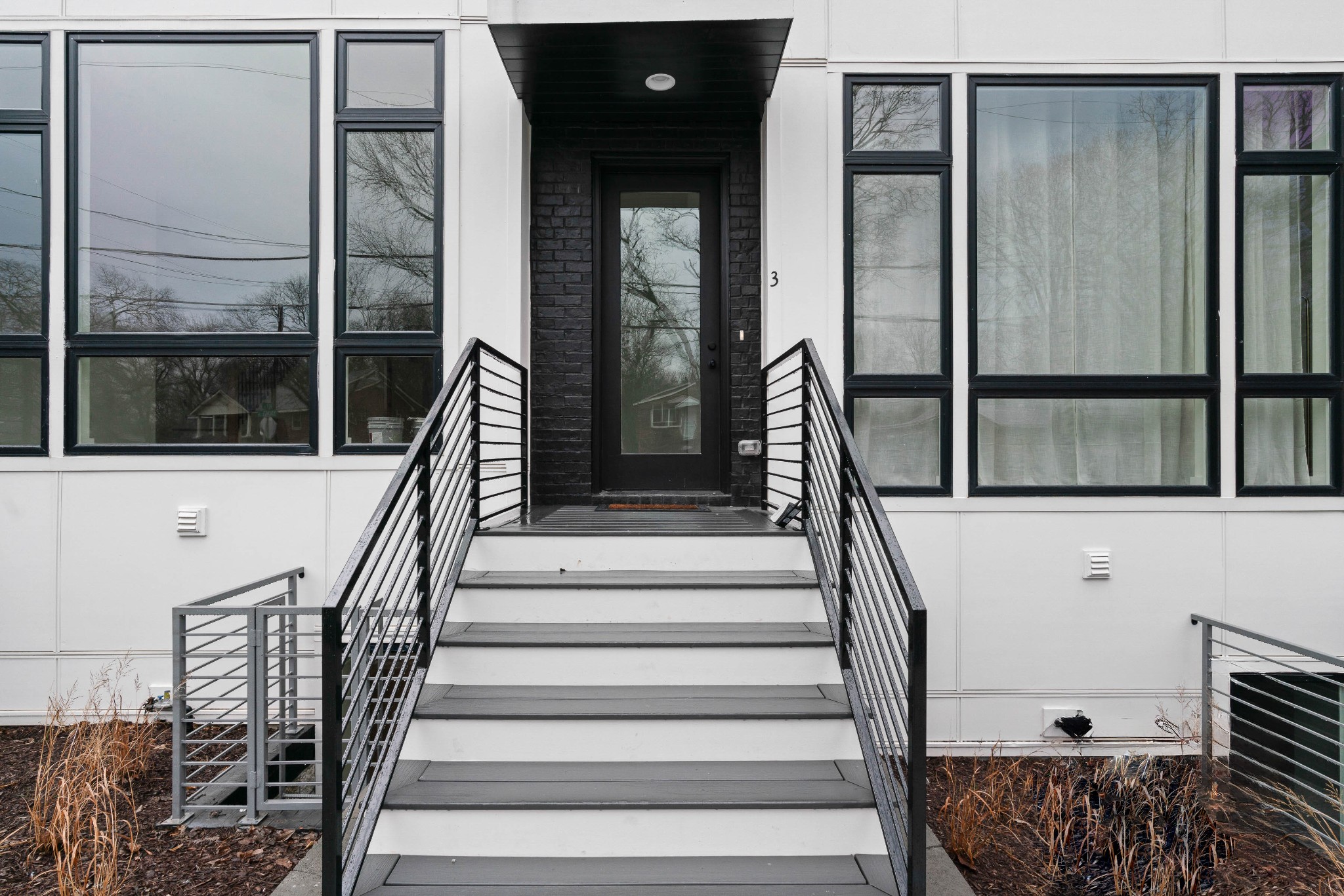 910 Youngs Ln Unit 3  