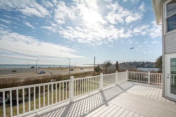 $3,500 | 7 Whitehead Avenue, Unit 1, Hull, MA 02045