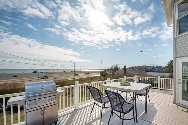 $3,500 | 7 Whitehead Avenue, Unit 1, Hull, MA 02045