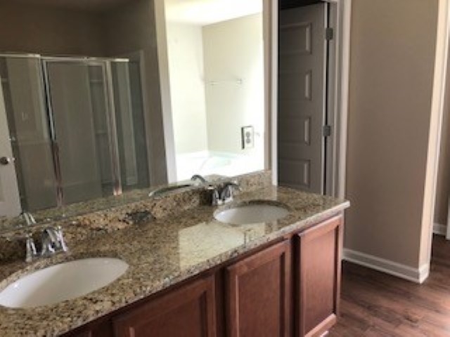 711 Whittington Avenue Fairhope, AL 36532 - Photo 9 of 10 master bath
