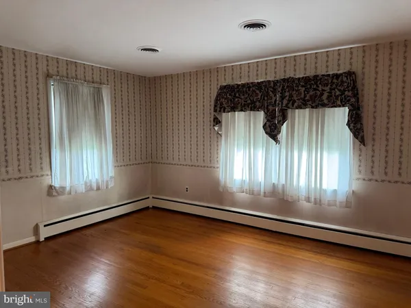 $1,675 | 1018 Lancaster Pike, Quarryville, PA 17566