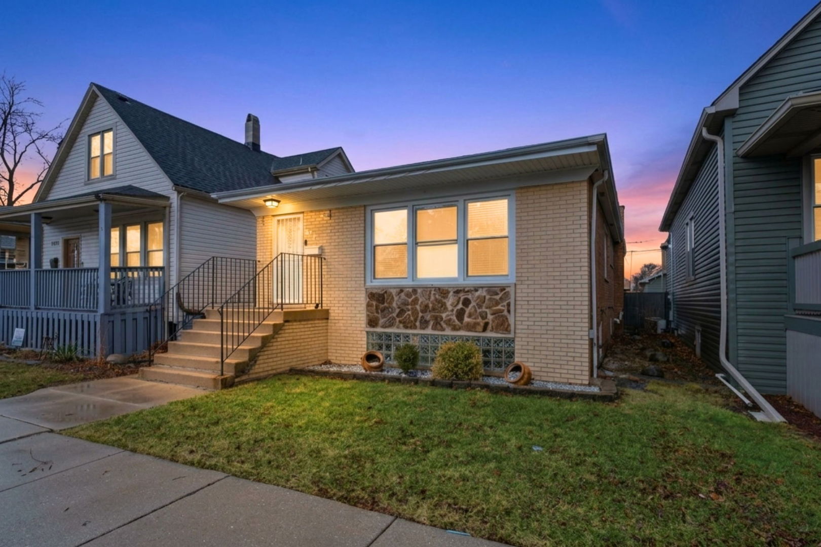 2951 North Rutherford Avenue Chicago, IL 60634 - Photo 1 of 31 Gallery Image 1