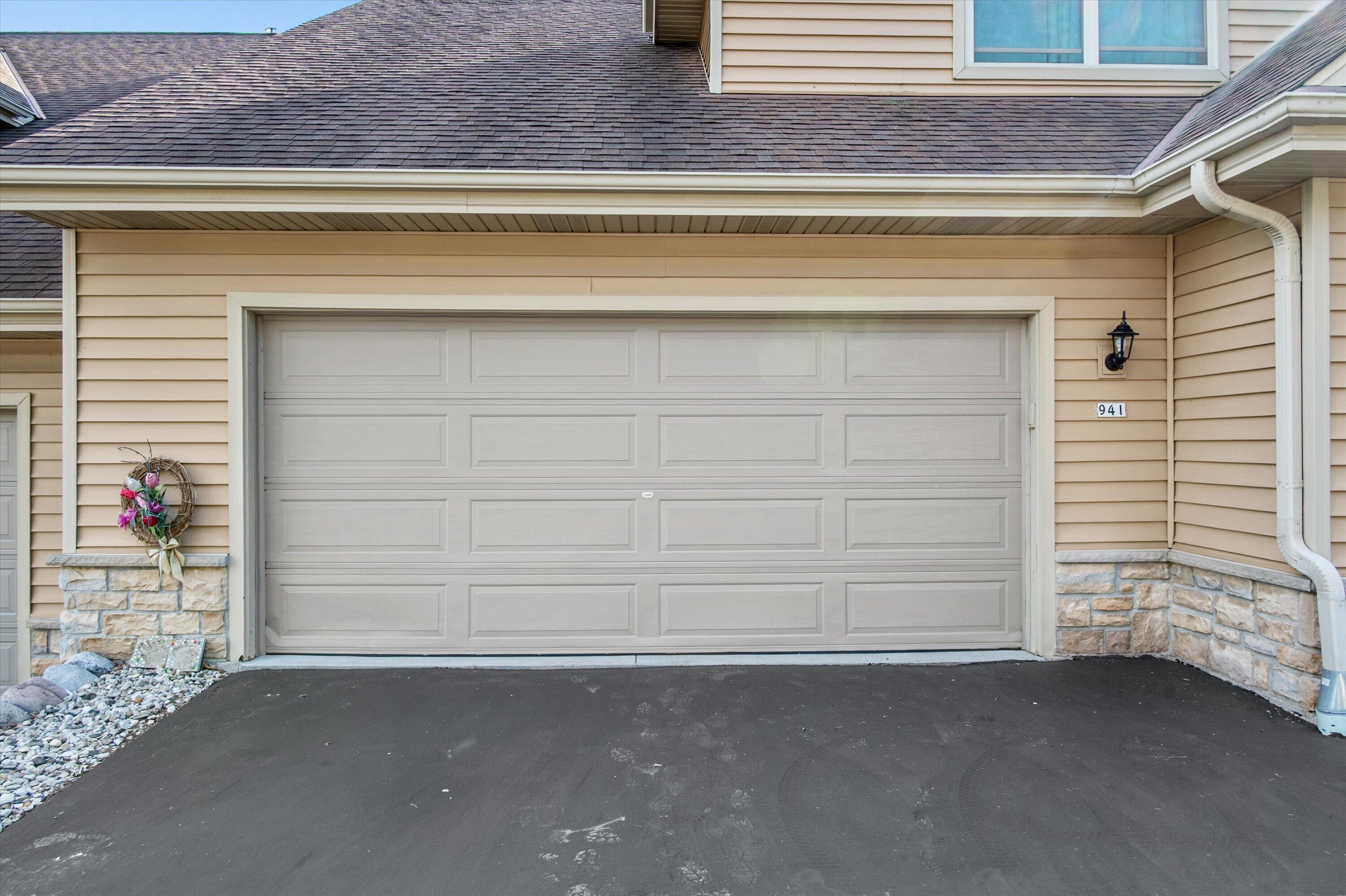 941 Autumn Ridge Lane, Unit 941 Hartford, WI 53027 - Photo 28 of 29 29-DSC1004