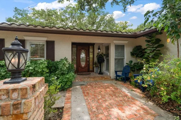 $1,899,000 | 7 Rosery Lane, Belleair, FL 33756