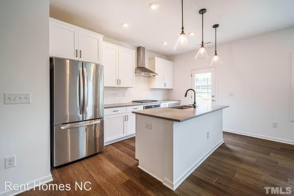 $1,995 | 838 Oak Center Drive, Raleigh, NC 27610
