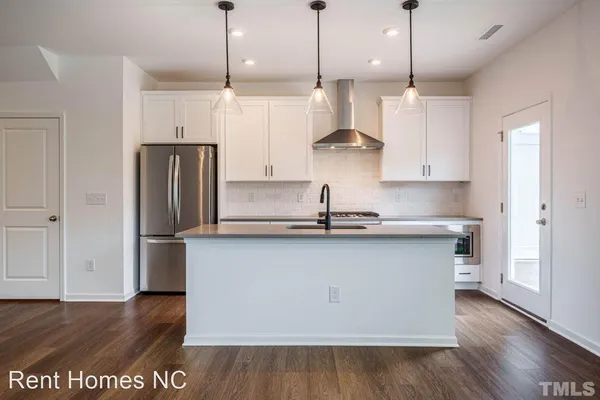 $1,995 | 838 Oak Center Drive, Raleigh, NC 27610
