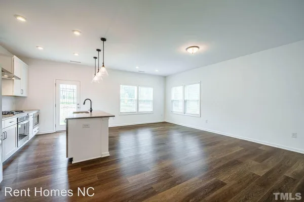 $1,995 | 838 Oak Center Drive, Raleigh, NC 27610