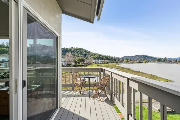 $675,000 | 505 Larkspur Plaza Drive, Unit 4A, Larkspur, CA 94939