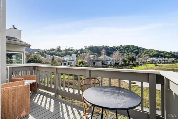 $675,000 | 505 Larkspur Plaza Drive, Unit 4A, Larkspur, CA 94939