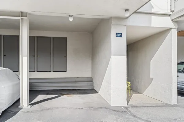 $675,000 | 505 Larkspur Plaza Drive, Unit 4A, Larkspur, CA 94939