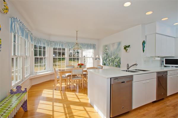 161 Forest Street Wellesley, MA 02481 - Photo 12 of 19 Gallery Image 12
