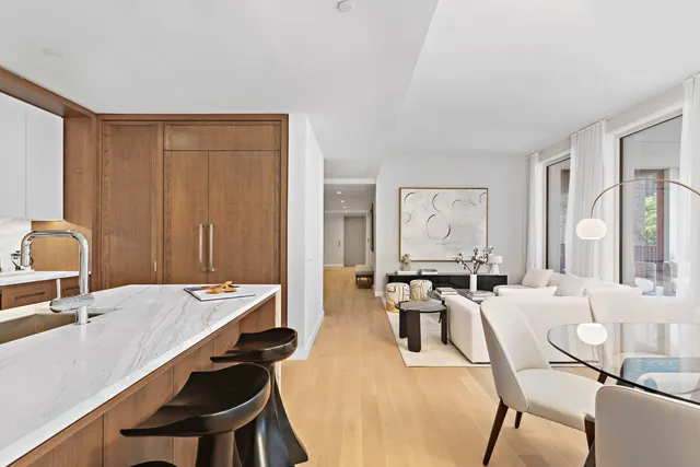 $3,495,000 | 212 West 93rd Street, Unit 9B | Upper West Side