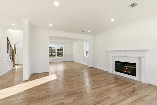 $1,648,000 | 23 Cove Lane, Levittown, NY 11756