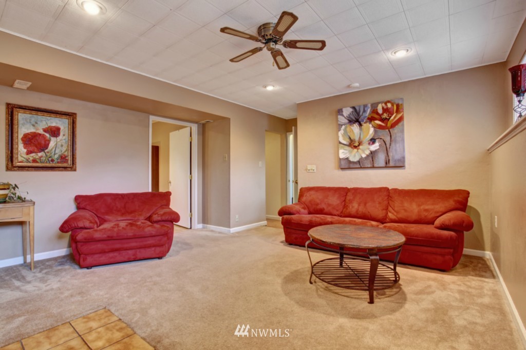 4212 Southeast 2nd Place Renton, WA 98059 - Photo 15 of 24 Gallery Image 15