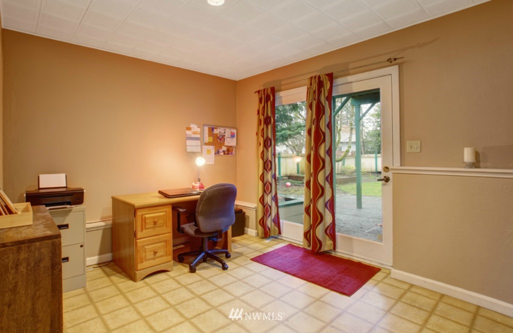 4212 Southeast 2nd Place Renton, WA 98059 - Photo 16 of 24 Gallery Image 16