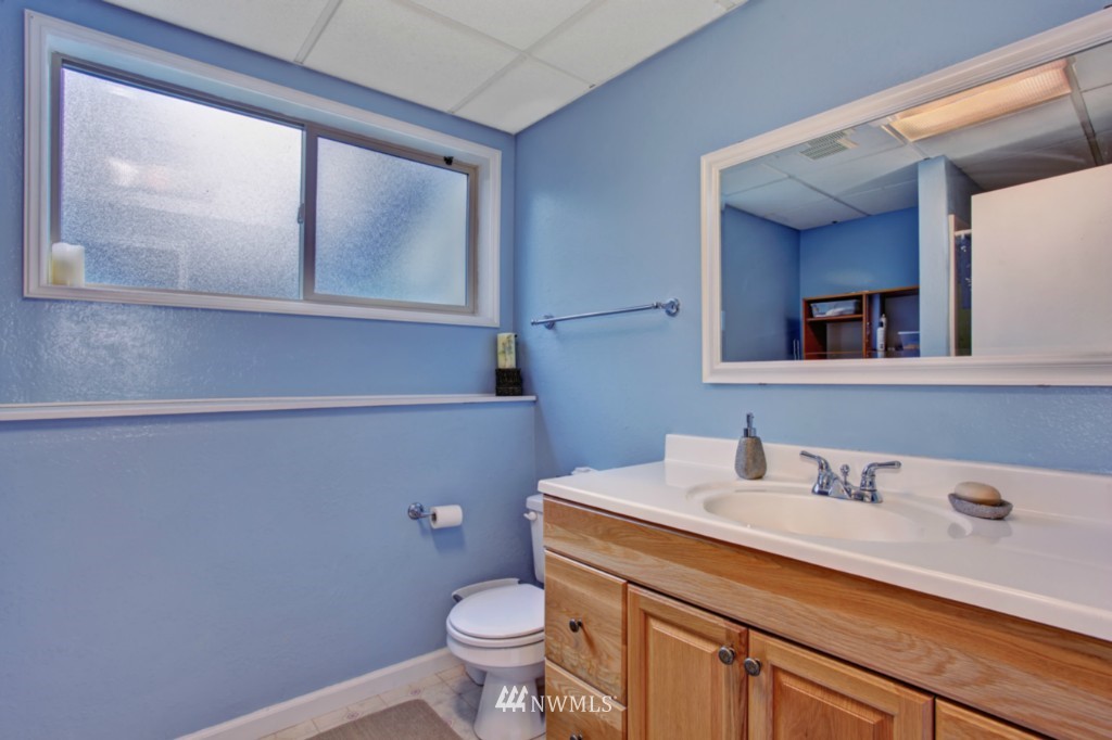 4212 Southeast 2nd Place Renton, WA 98059 - Photo 18 of 24 Gallery Image 18