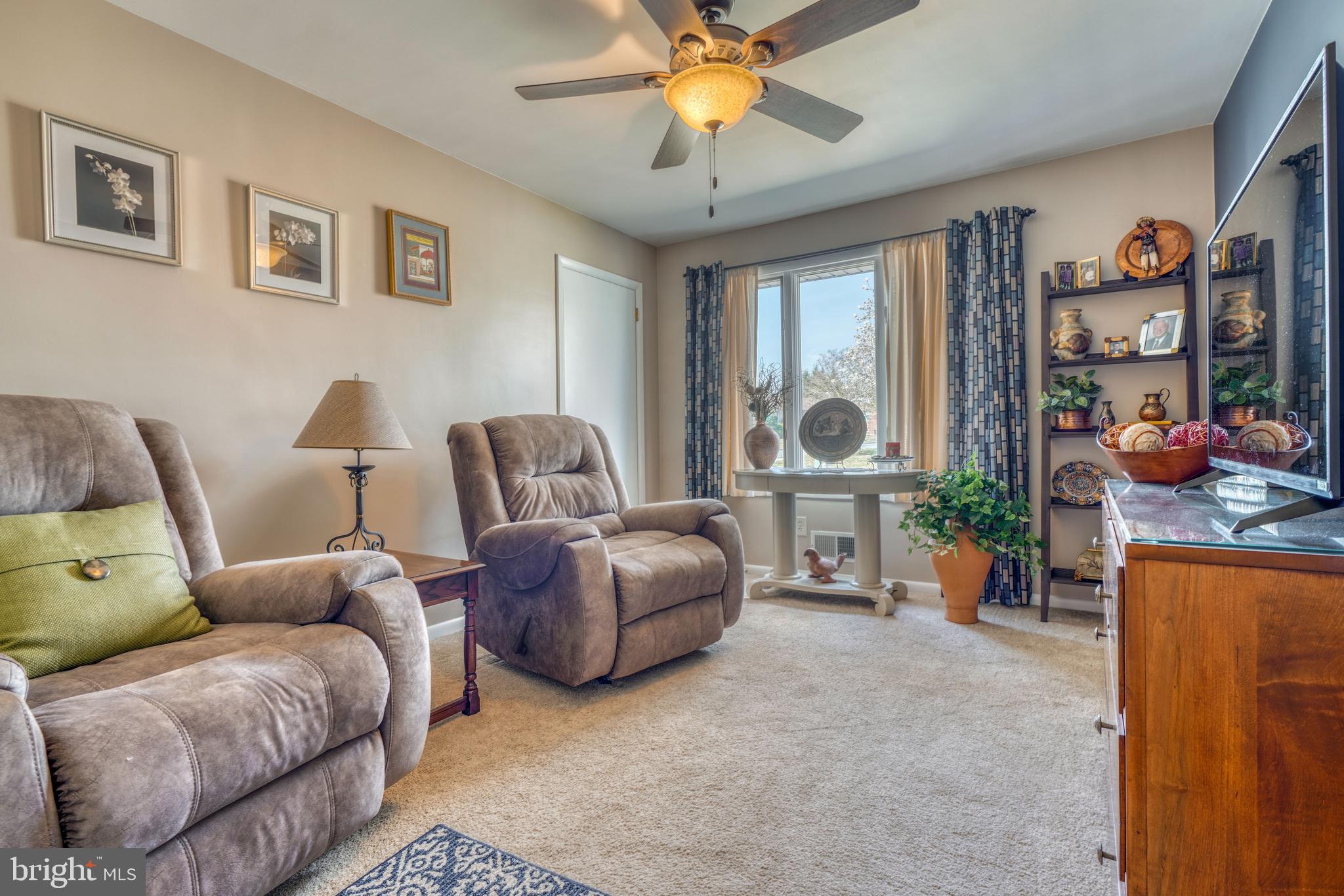 4401 Lobelia Road Nottingham, MD 21236 - Photo 23 of 40 Bedroom 2 currently used as a den