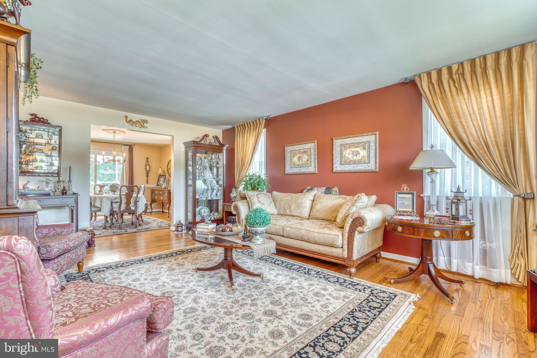 4401 Lobelia Road Nottingham, MD 21236 - Photo 3 of 40 Formal living room
