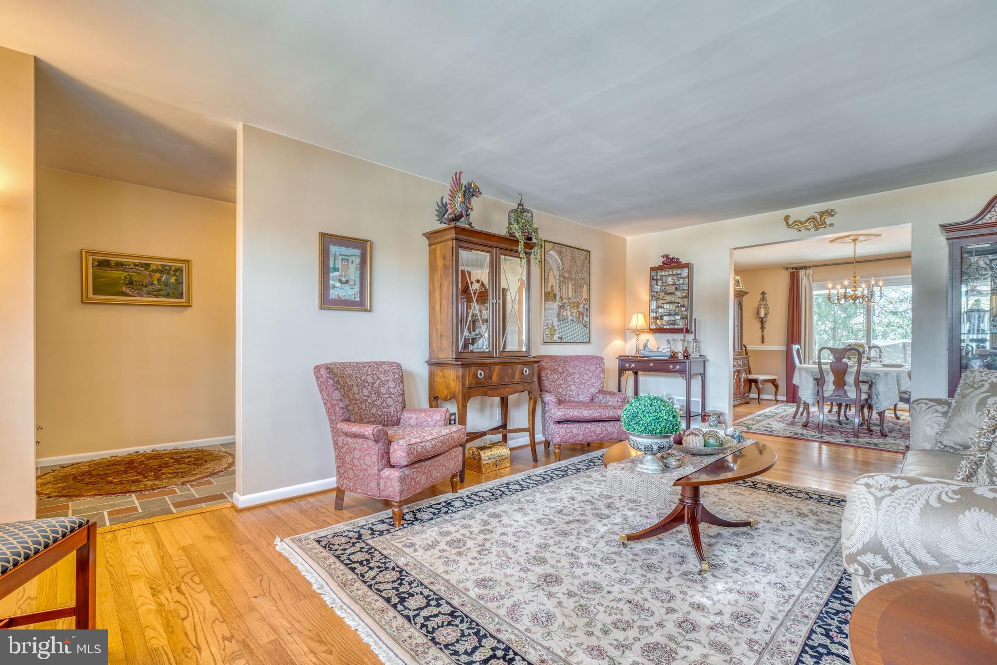 4401 Lobelia Road Nottingham, MD 21236 - Photo 5 of 40 Formal living room