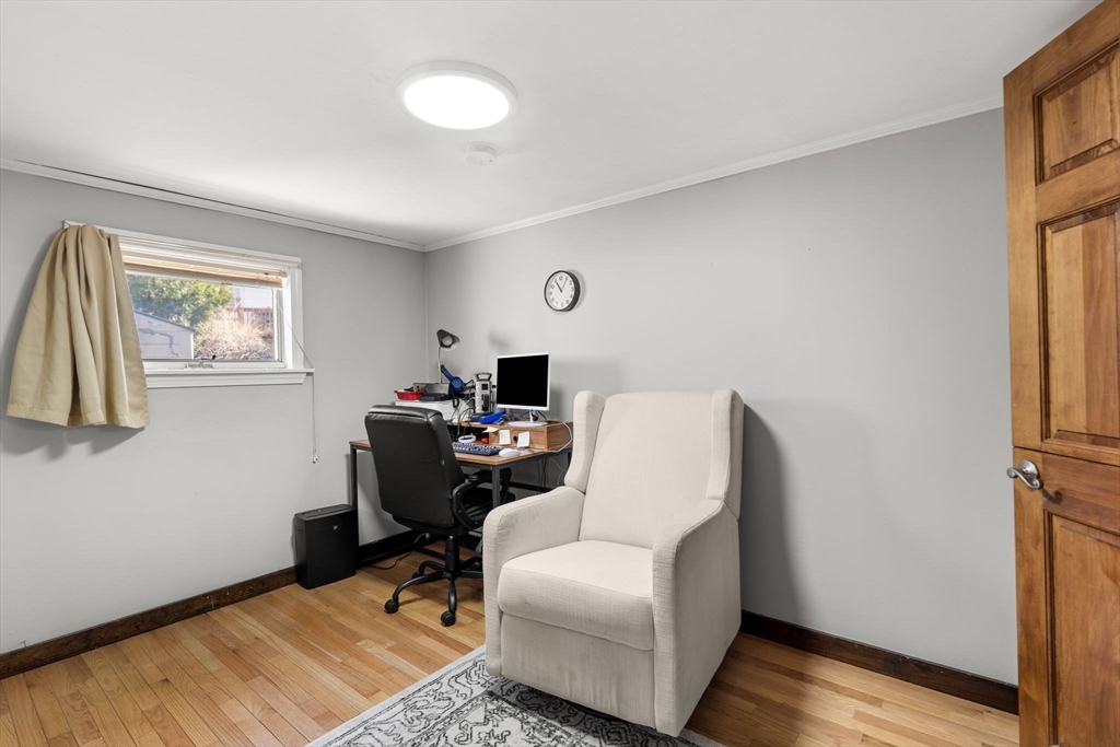91 Great Woods Road Saugus, MA 01906 - Photo 14 of 34