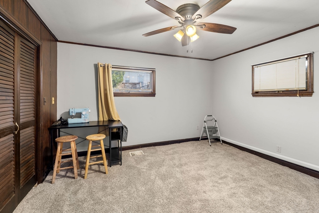91 Great Woods Road Saugus, MA 01906 - Photo 19 of 34