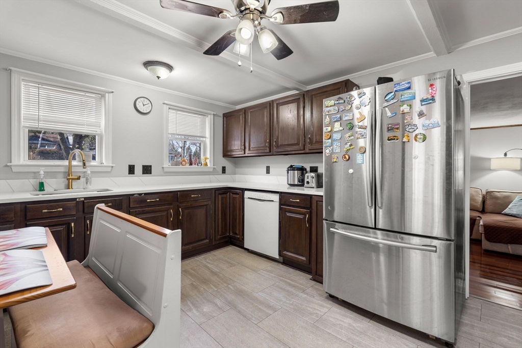 91 Great Woods Road Saugus, MA 01906 - Photo 2 of 34