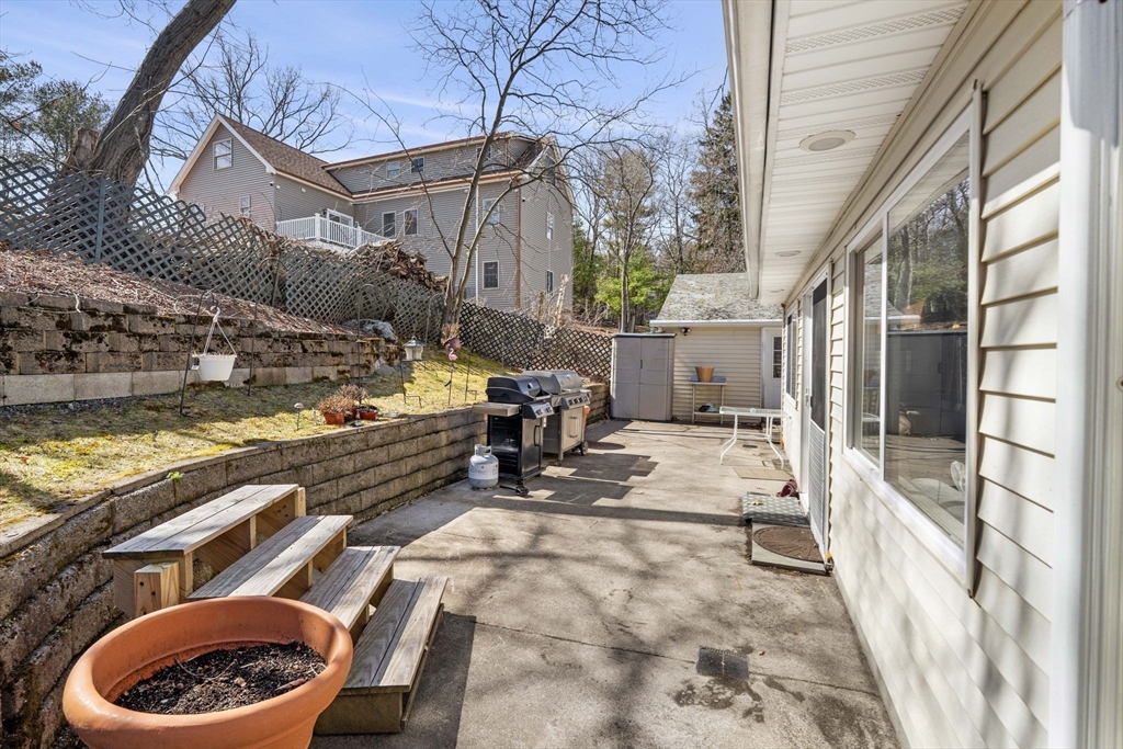 91 Great Woods Road Saugus, MA 01906 - Photo 25 of 34