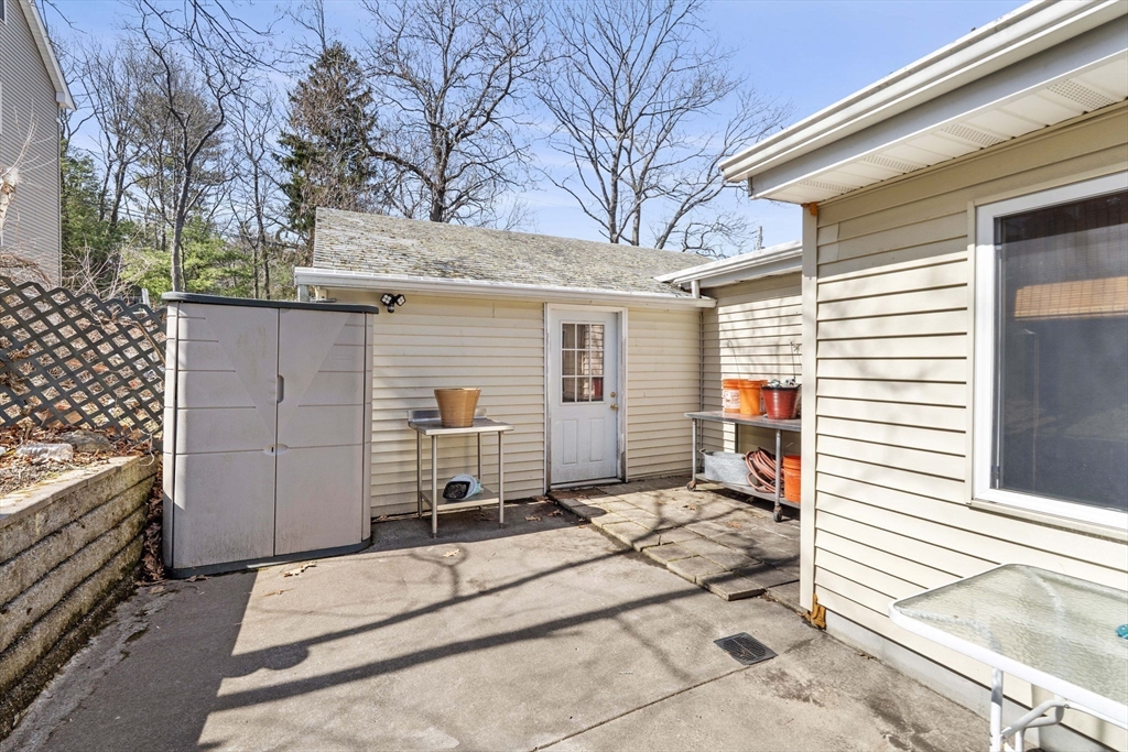 91 Great Woods Road Saugus, MA 01906 - Photo 26 of 34