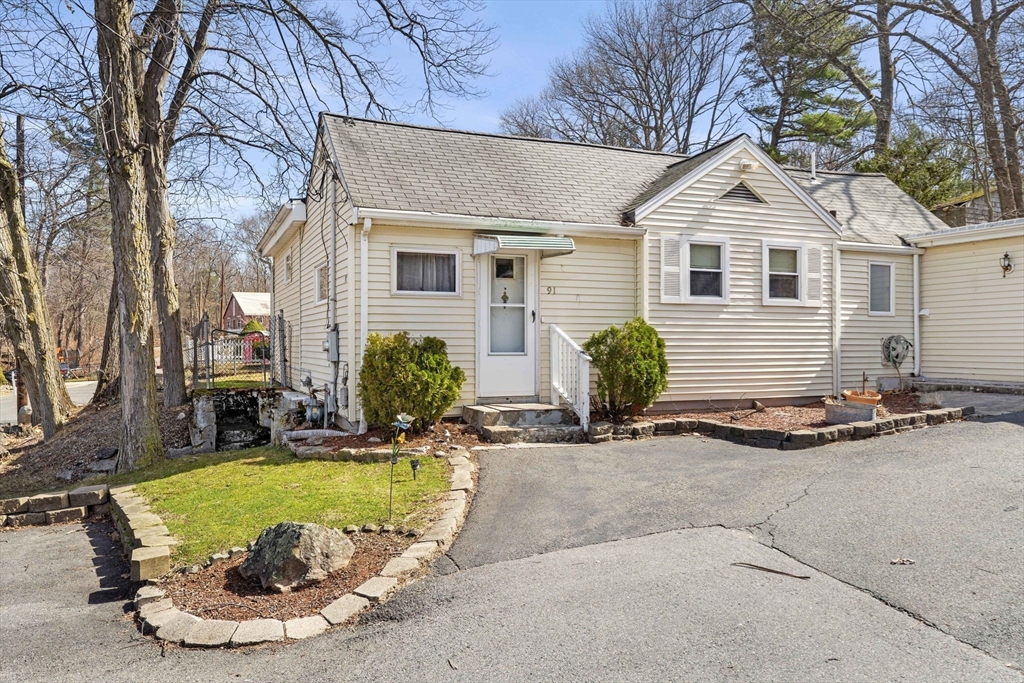 91 Great Woods Road Saugus, MA 01906 - Photo 32 of 34